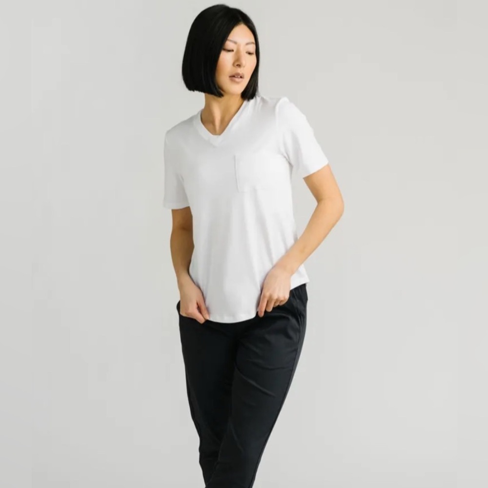 Zyia White go to pocket V